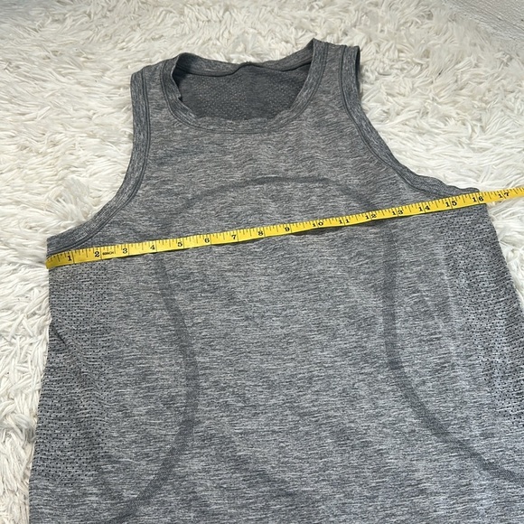 Lululemon Swiftly Breeze Tank Slate / White - Picture 3 of 6
